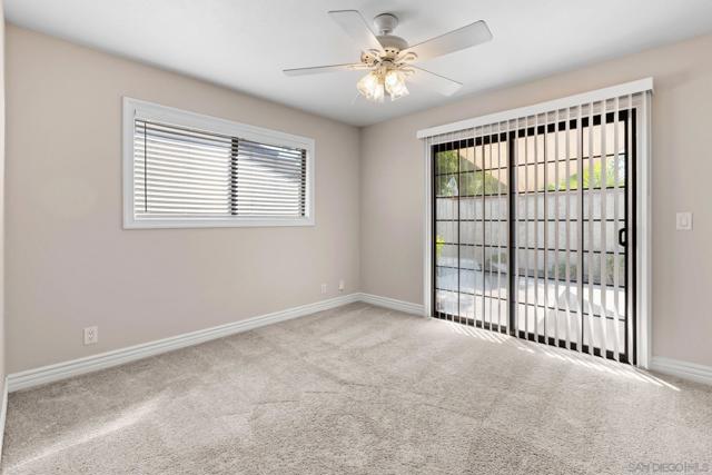 16345 Bassett Ct, Ramona CA: https://media.crmls.org/mediaz/15ec7644-eccc-4660-81f4-bdffe5fadf3f.jpg