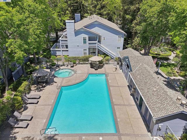 7104 Cross Creek Cir, Dublin CA: https://media.crmls.org/mediaz/15ecfca5-08f4-4177-abb5-8ec43d424025.jpg