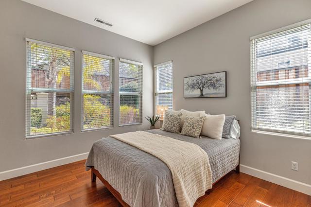 2645 Muirfield Way, Gilroy CA: https://media.crmls.org/mediaz/15ed3411-4420-4ea6-8c82-7975b729c500.jpg