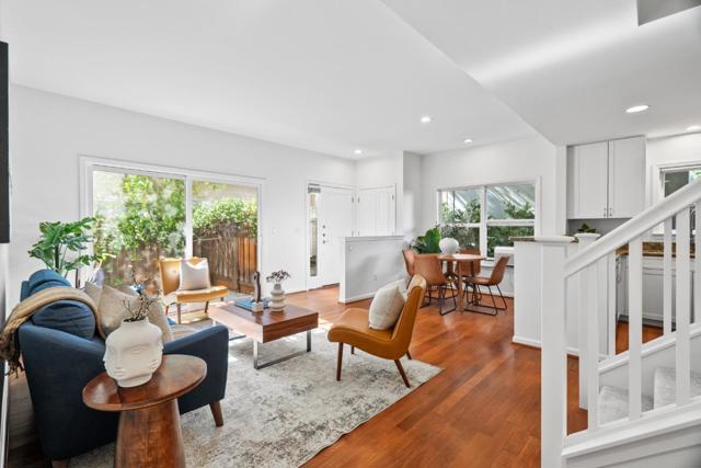 748 Cottage Court, Mountain View CA: https://media.crmls.org/mediaz/15ed37fc-9139-4ebe-9ff1-cb9debc0e0a8.jpg