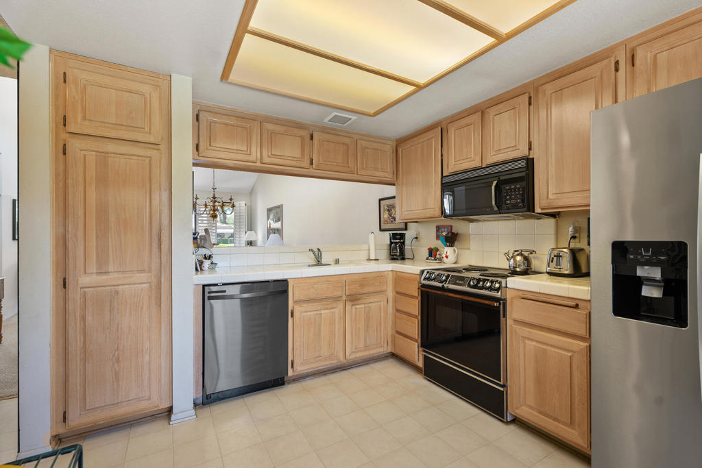 MLS #219128212DA image #2