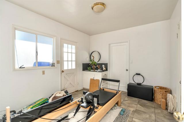 Image 18 of 73 For 9226 Briercrest Dr