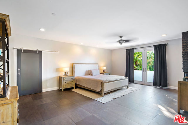 5118 Cerrillos Drive, Woodland Hills CA: https://media.crmls.org/mediaz/15ef1297-b069-42ef-b0d0-050343cfe68f.jpg