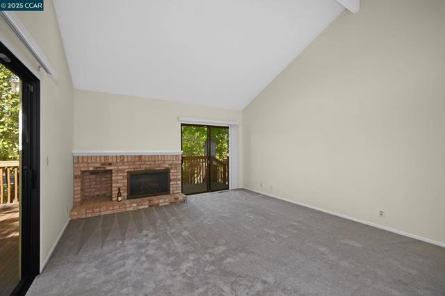 58 Ramsgate Lane, Pleasant Hill CA: https://media.crmls.org/mediaz/15efd8db-0a89-4126-b281-0d38cebe1f96.jpg