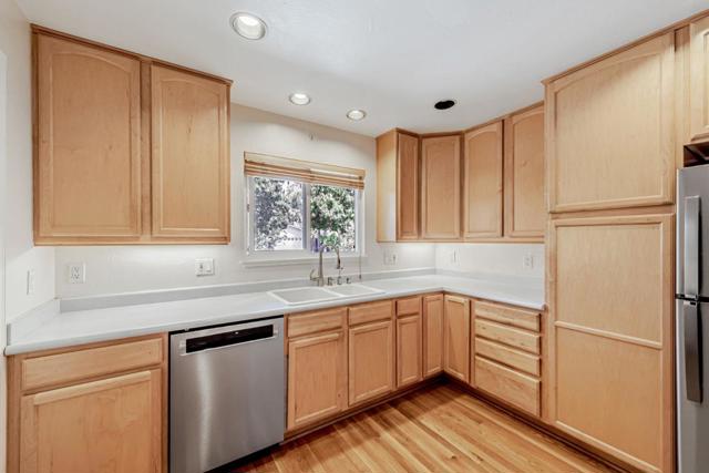 1160 Paula Drive, Campbell CA: https://media.crmls.org/mediaz/15f1b5a6-7aef-4d48-aec5-424fbf9c6489.jpg