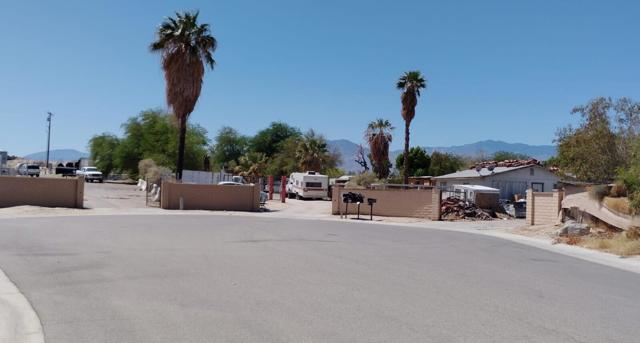 40 265 Galindo S Court, Indio CA: https://media.crmls.org/mediaz/15f23f1c-ccb6-4377-9a98-1b4cba8d4ea4.jpg
