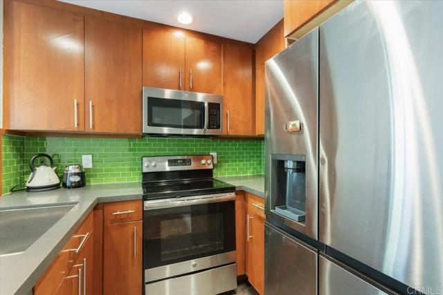 Detail Gallery Image 10 of 38 For 2224 River Run Dr #154,  San Diego,  CA 92108 - 2 Beds | 2 Baths