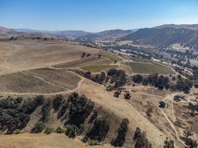 0 Airline Highway, Tres Pinos CA: https://media.crmls.org/mediaz/15f2d8ac-0a0e-40b8-b63f-e1b742c52fda.jpg
