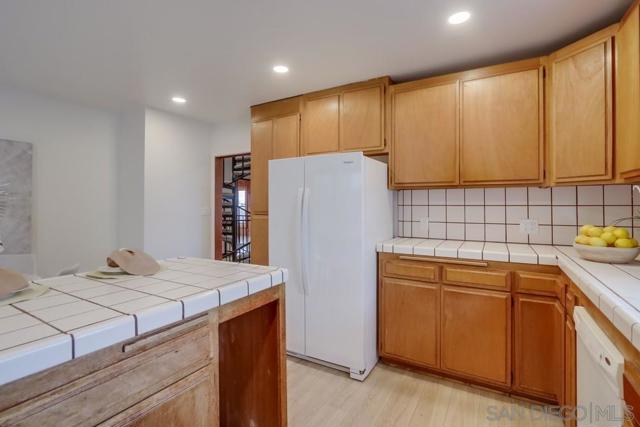 2068 Guizot St, San Diego CA: https://media.crmls.org/mediaz/15f2e172-e69c-446f-9e08-6a3bedcab178.jpg