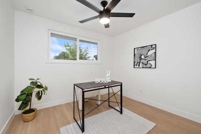 Image 17 of 28 For 3988 Ashford St