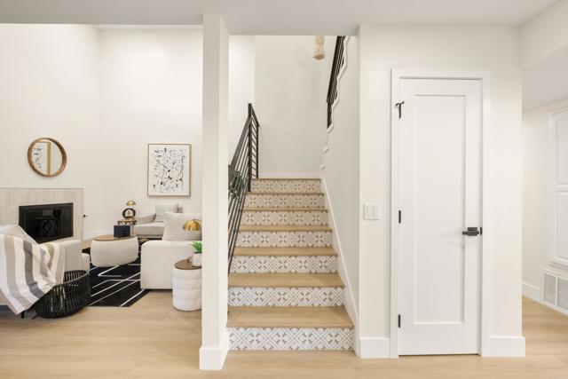 Detail Gallery Image 4 of 31 For 6844 Urubu St, Carlsbad,  CA 92009 - 3 Beds | 3 Baths