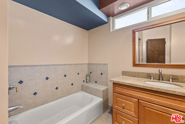 6347 W 84th Street, Los Angeles CA: https://media.crmls.org/mediaz/15f5a022-4820-458e-a058-6c721addd839.jpg