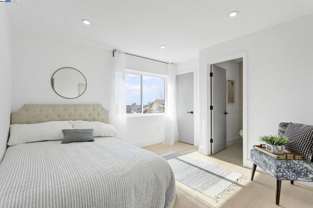 365 Monaco Ave, Union City CA: https://media.crmls.org/mediaz/15f62fa7-e54c-4960-b8a0-0d11859fce96.jpg