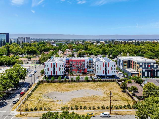 1020 N 5th Street, San Jose CA: https://media.crmls.org/mediaz/15f6ea45-d1a9-452e-a52d-1ff183205759.jpg