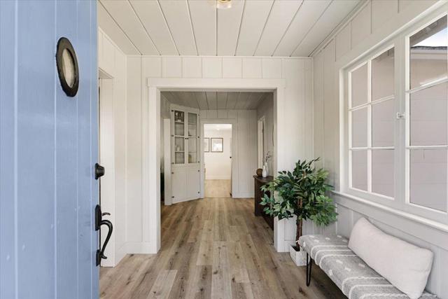 2866 Chesterfield Drive, Santa Cruz CA: https://media.crmls.org/mediaz/15f72c6d-9734-4b20-abe1-f3145d653564.jpg