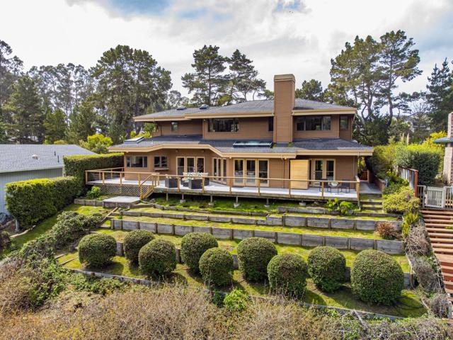 1125 Sumner Avenue, Aptos CA: https://media.crmls.org/mediaz/15f75257-d5c4-486e-a87b-76ff1c405a58.jpg