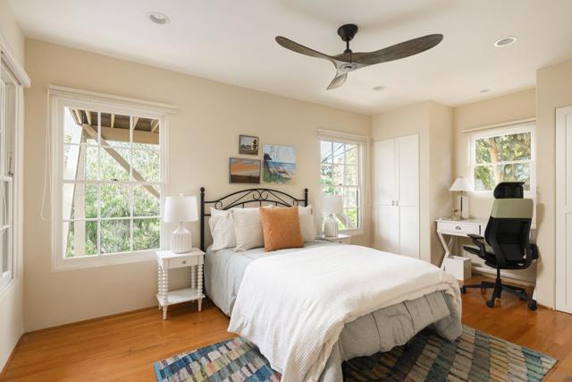 2810 Ivy Street, San Diego CA: https://media.crmls.org/mediaz/15f803c5-db6c-4d6e-894c-a76c70f3d008.jpg
