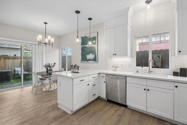 1343 Holly Ave, Imperial Beach CA: https://media.crmls.org/mediaz/15f87c0e-e6ed-49d2-9fbc-fb2a0d08d67e.jpg