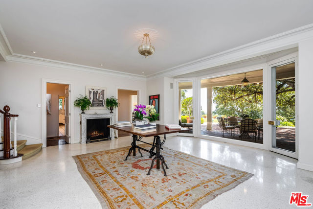 11080 Chalon Road, Los Angeles CA: https://media.crmls.org/mediaz/15fb5637-6d67-4bde-a76f-e0175fef9521.jpg