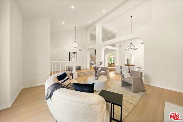 22248 Cairnloch Street, Calabasas CA: https://media.crmls.org/mediaz/15fc896a-2de4-4450-8c1a-ea653f6fc50f.jpg