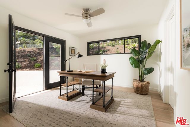 1060 Monte Drive, Santa Barbara CA: https://media.crmls.org/mediaz/15fd1c8d-fa89-44f1-8b78-d16c99f9c768.jpg