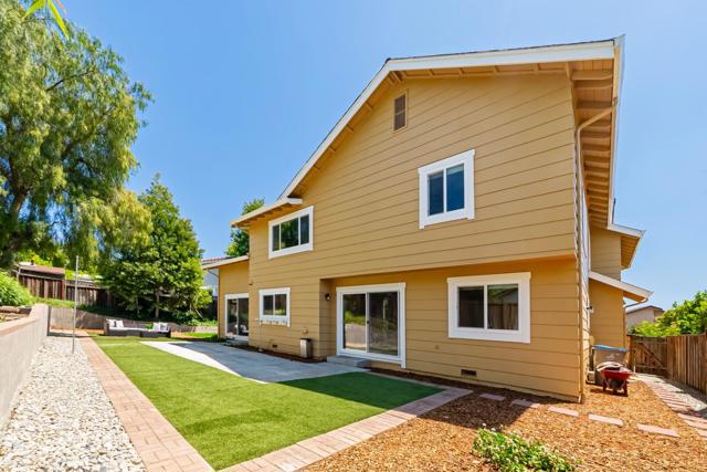3241 Simberlan Drive, San Jose CA: https://media.crmls.org/mediaz/15fd3d94-cb21-4ed5-8546-7698697f0634.jpg