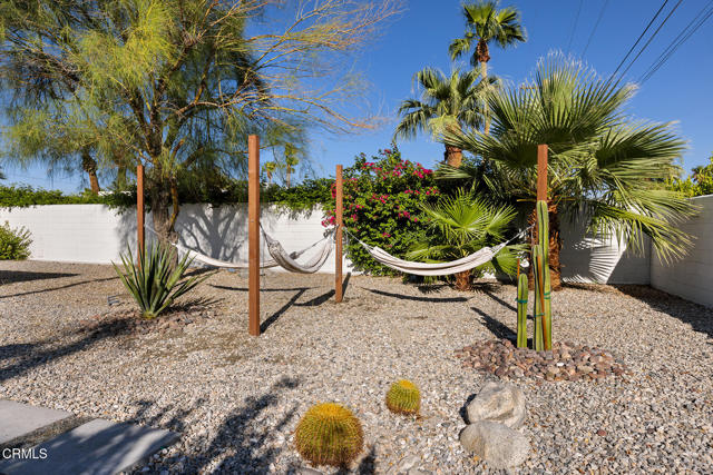 Detail Gallery Image 33 of 41 For 795 E Racquet Club Rd, Palm Springs,  CA 92262 - 3 Beds | 2 Baths