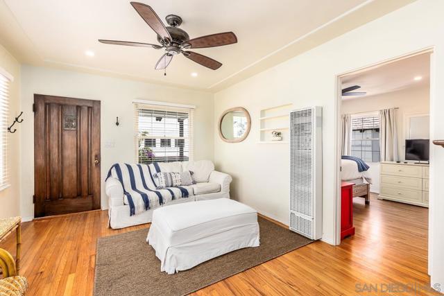 2136 Paseo Dorado, La Jolla CA: https://media.crmls.org/mediaz/15fec250-da66-4cd7-ad7f-035d01a48cf2.jpg