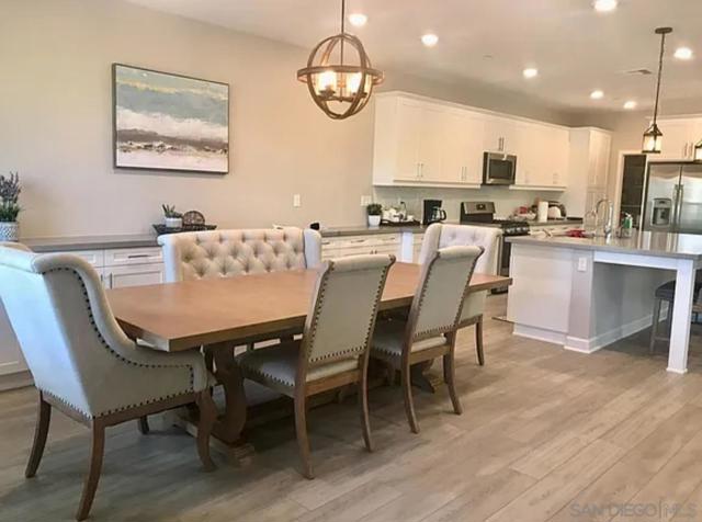 21650 Long Trot, Escondido CA: https://media.crmls.org/mediaz/15fef172-80f1-46df-84d4-fb85ba238796.jpg
