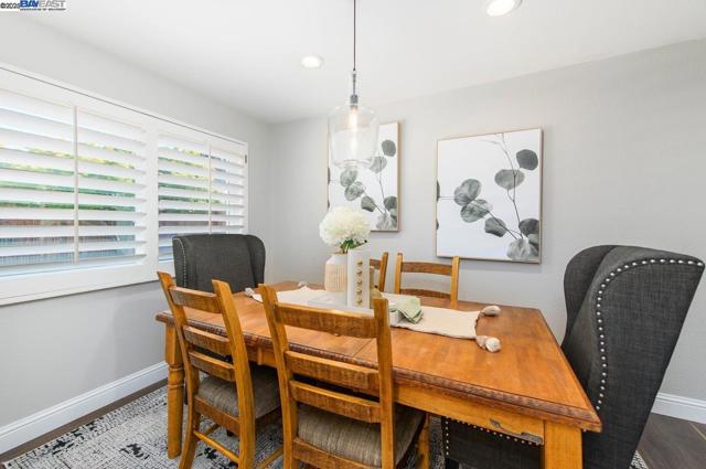 139 Amber Way, Livermore CA: https://media.crmls.org/mediaz/15ff2c4d-b105-4f5b-a512-2465dbc6486f.jpg