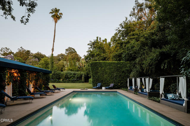 225 Grand Avenue, South Pasadena CA: https://media.crmls.org/mediaz/16008d26-79f7-4ba6-a4b1-0a917d25fb8b.jpg
