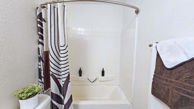 5252 Orange Ave, San Diego CA: https://media.crmls.org/mediaz/1600c06d-ad26-422b-b89a-10d2cd2be70d.jpg