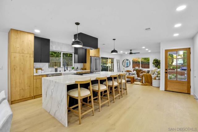 Image 11 of 40 For 7210 Hamlet Ct