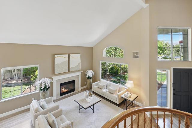 3239 Pinot Blanc Way, San Jose CA: https://media.crmls.org/mediaz/16018090-ce65-4dae-aec0-34937c884365.jpg