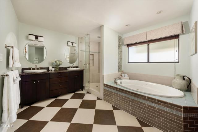 Detail Gallery Image 14 of 35 For 1213 San Ramon Way, Ojai,  CA 93023 - 4 Beds | 4 Baths