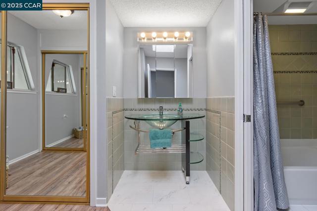 1244 Singingwood Ct., Walnut Creek CA: https://media.crmls.org/mediaz/16030f8e-fcc0-48bc-bea1-c688867585f4.jpg