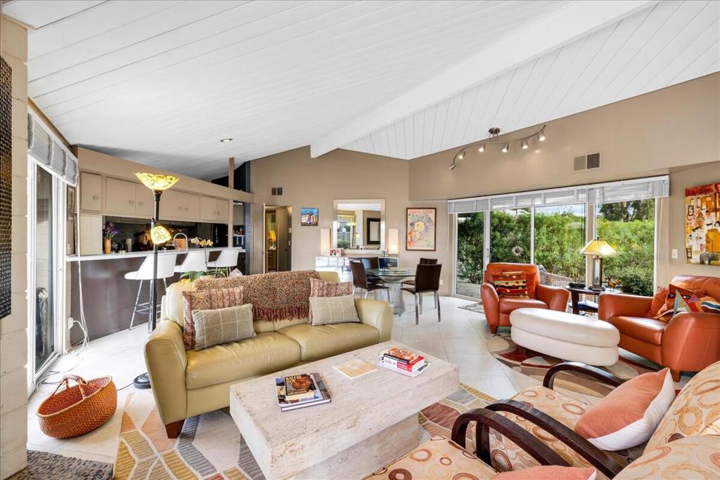 MLS #219136853PS image #4