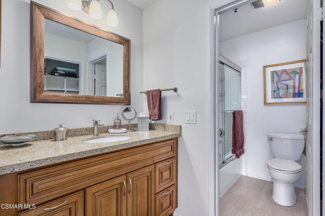 675 Oak Run Trail, Oak Park CA: https://media.crmls.org/mediaz/1606361f-1822-44f3-9f80-013636206367.jpg