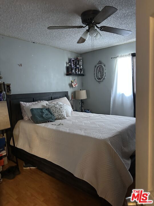 2660 Newell Street, Los Angeles, California 90039, ,Multi-Family,For Sale,Newell,25602195
