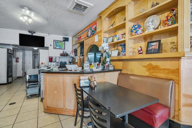5272 5272 Monterey Road, San Jose CA: https://media.crmls.org/mediaz/16066e4d-d6ce-452c-924a-25a03ac58ce1.jpg
