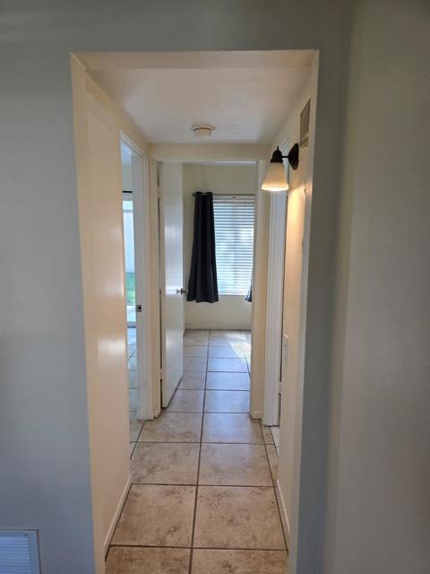 82075 Country Club Drive, Indio CA: https://media.crmls.org/mediaz/16069b5b-8750-4fde-a4c0-fc81fd14e42c.jpg