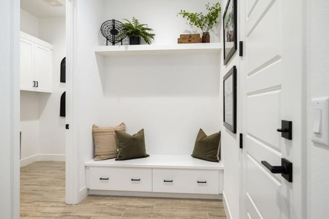 PV P2 Mudroom_Laundry