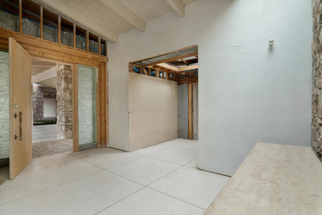 925 W Coronado Avenue, Palm Springs, CA 92262