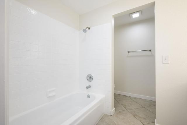 68340 Camino Jalan, Cathedral City CA: https://media.crmls.org/mediaz/1609a80f-8ef7-4008-9e1a-a61268d253c2.jpg