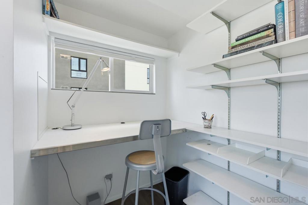 1007 Robinson Ave - photo 20