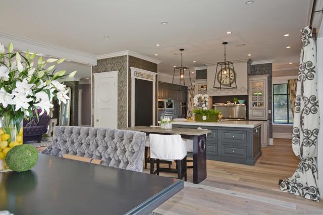 1105 F Avenue, Coronado CA: https://media.crmls.org/mediaz/160a0bfe-cdea-4f56-a0e5-9fea5c9ec78e.jpg