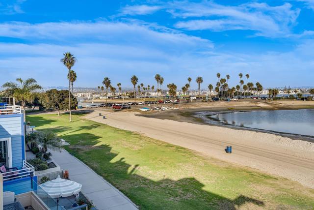 3656 Bayside Walk, San Diego, California 92109, ,Multi-Family,For Sale,Bayside Walk,250021383SD