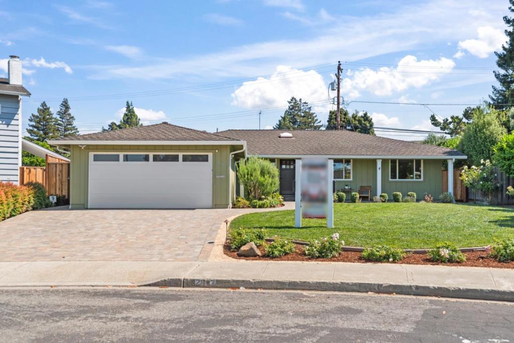 2802 Sycamore Way