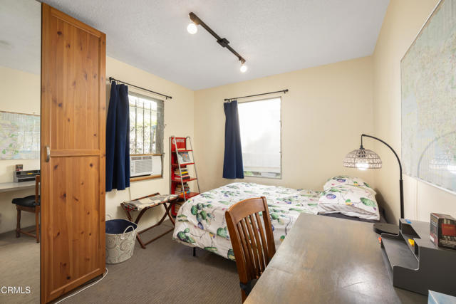 Detail Gallery Image 11 of 31 For 4129 Marmion Way, Los Angeles,  CA 90065 - 2 Beds | 1 Baths