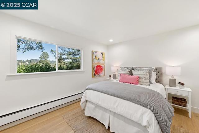 26 Berkeley Ave, Orinda CA: https://media.crmls.org/mediaz/160ab72f-579f-4843-9483-5480f5baf48b.jpg